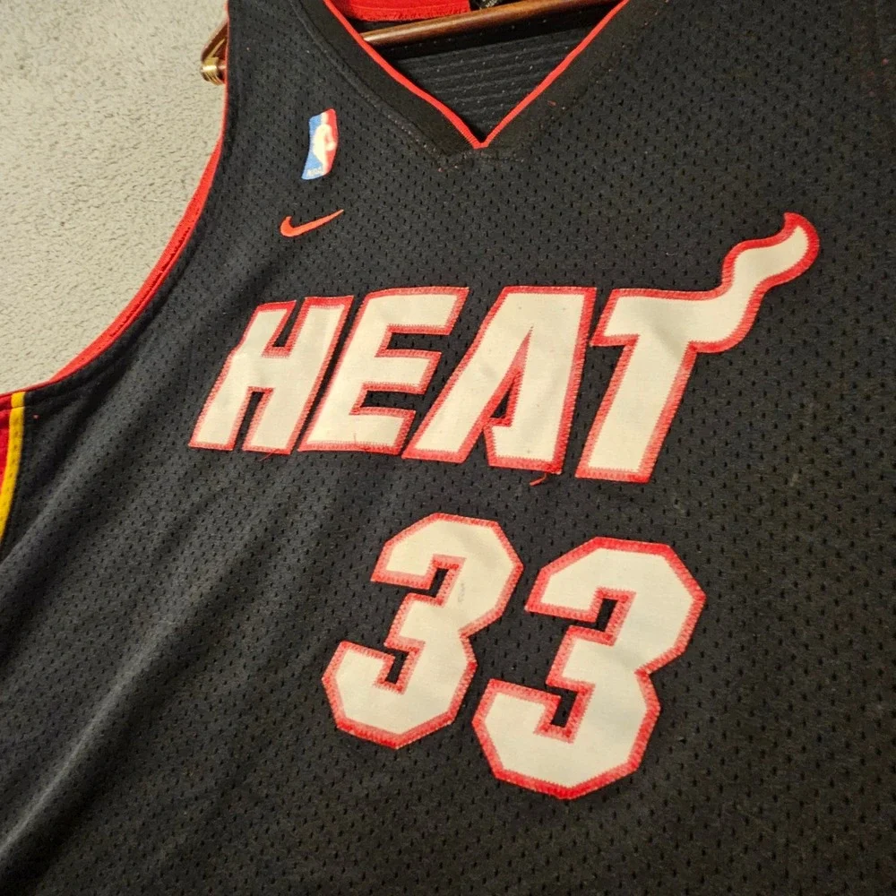 Vintage Nike Miami Heat Alonzo Mourning #33 NBA Jersey Mens 2XL Black Mesh Red